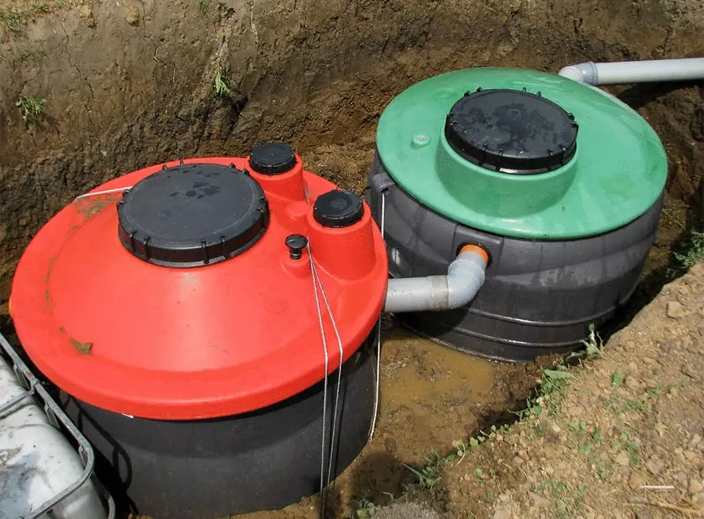 Septic tank installaion London - drainage connection work